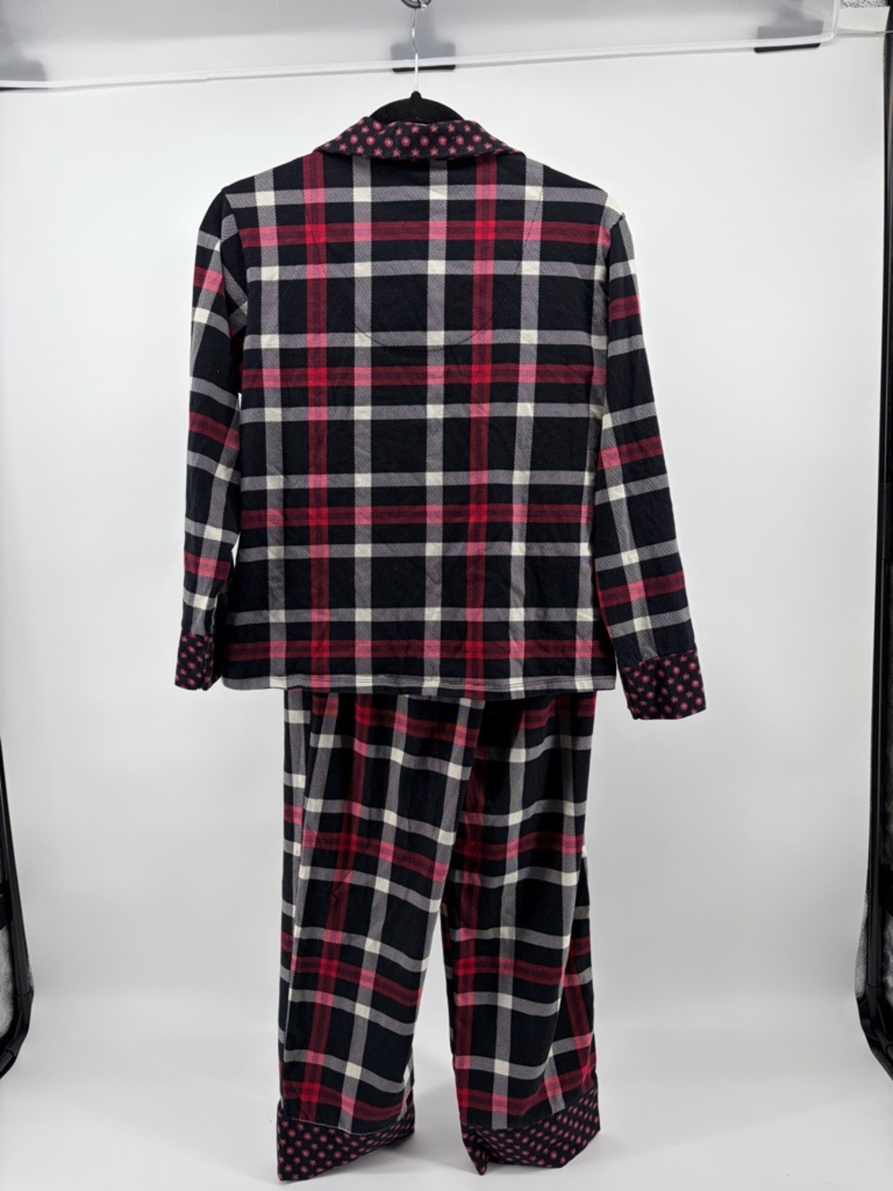 Vera Bradley Women's 2PC Plaid Pajama Set Red/Black Size Small Cotton - Picture 2 of 11